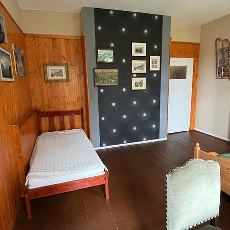 Appartamento Dom Pod Orlimi Skalami - Blisko Zamku Czocha Leśna Esterno foto