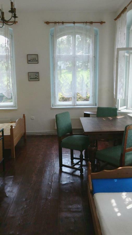 Appartamento Dom Pod Orlimi Skalami - Blisko Zamku Czocha Leśna Esterno foto