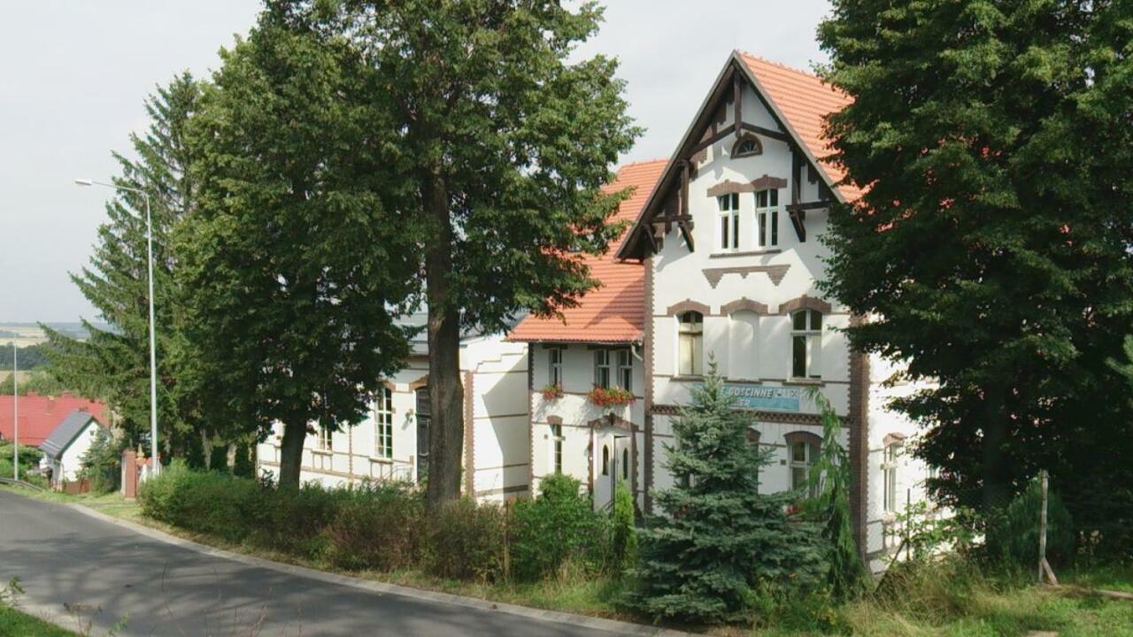Appartamento Dom Pod Orlimi Skalami - Blisko Zamku Czocha Leśna Esterno foto